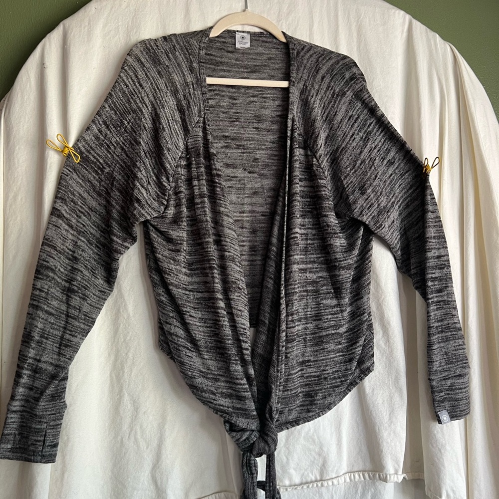 Winter Fullbeauty Sport Wrap Long Sleeve Women Plus Size 18/20
